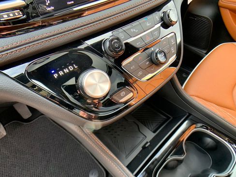 New 2026 Chrysler Pacifica Pinnacle image 25