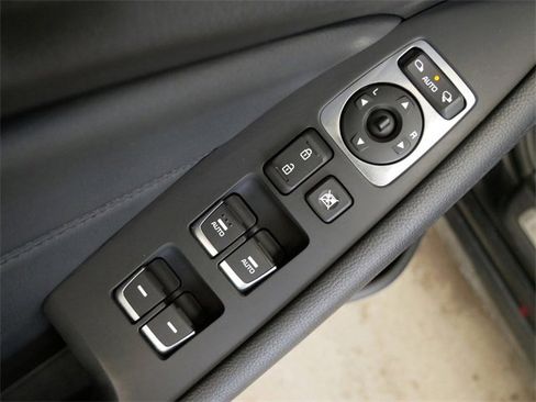 Used 2014 Kia Cadenza Premium w/ Technology Package image 13