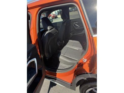 Certified 2025 BMW X1 xDrive28i w/ Technology Package image 7