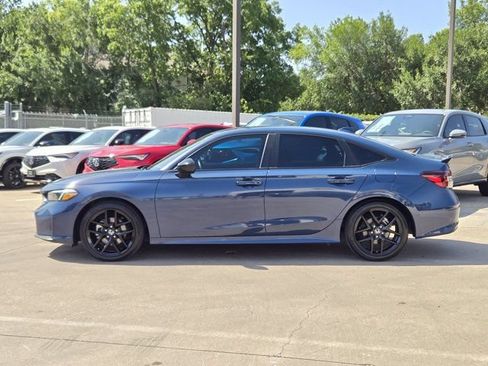 Used 2025 Honda Civic Sport image 5