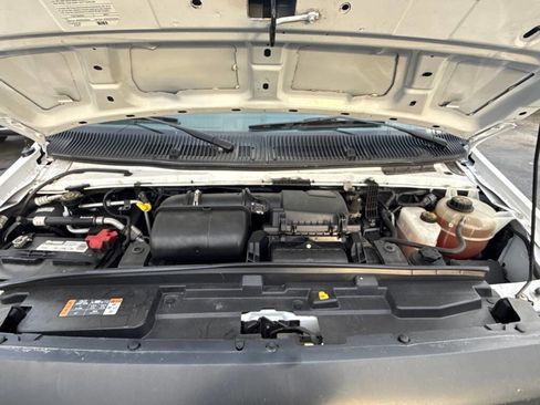 Used 2021 Ford E-350 and Econoline 350 Super Duty image 9