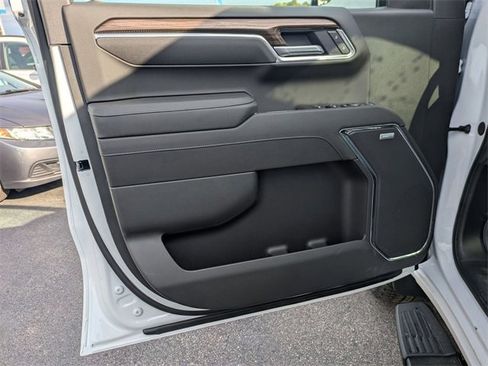 New 2026 Chevrolet Silverado 1500 LT Trail Boss w/ Convenience Package II image 9