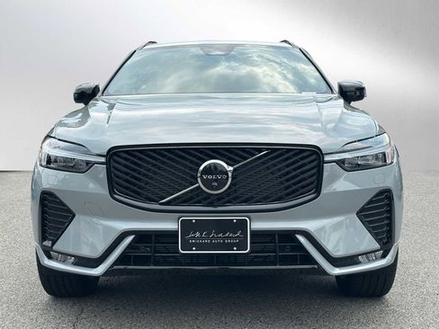 New 2026 Volvo XC60 B5 Plus w/ Protection Package Premier image 8
