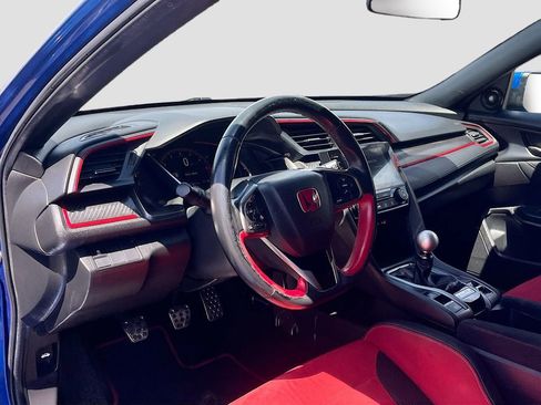 Used 2019 Honda Civic Type R image 9