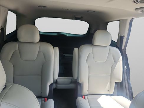 Certified 2022 Kia Telluride S AWD/4WD image 18