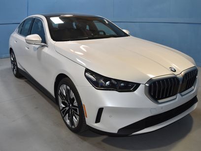 New 2026 BMW 530i xDrive w/ Executive Package