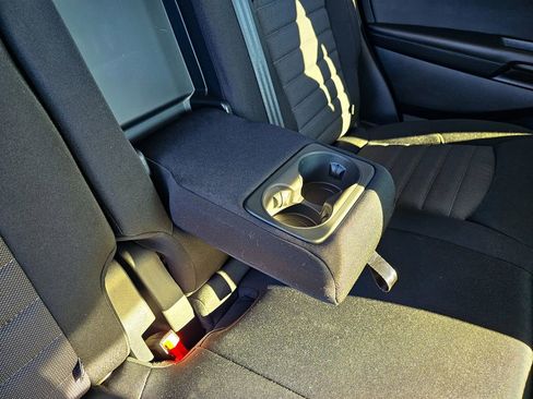 Used 2022 Ford Edge SE w/ Black Appearance Package image 37