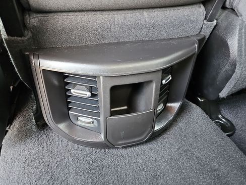 Used 2025 RAM 2500 Big Horn AWD/4WD image 27