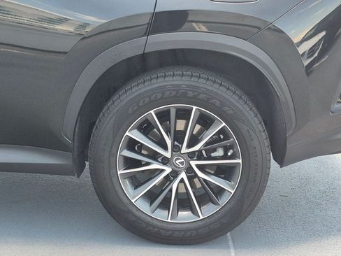 Used 2023 Lexus NX 250 FWD w/ Towing Package (2000 Lbs) image 24