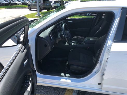 Used 2023 Dodge Charger SXT w/ Blacktop Package AWD/4WD image 23