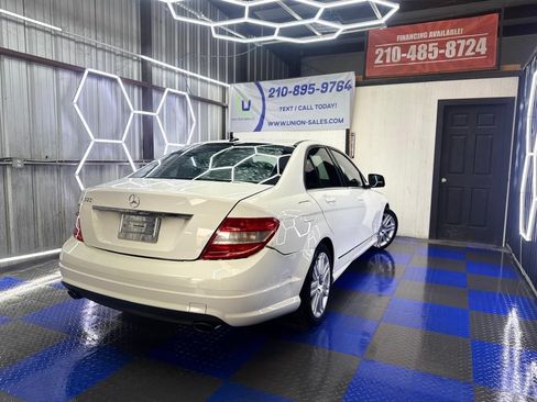 Used 2009 Mercedes-Benz C 300 Sedan image 21