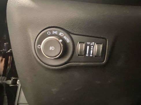 Used 2022 Jeep Compass Latitude image 20