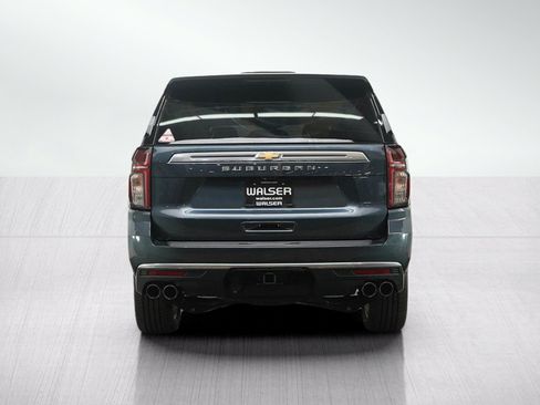 Used 2021 Chevrolet Suburban High Country w/ Premium Package AWD/4WD image 4