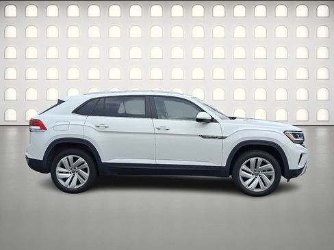 Used 2023 Volkswagen Atlas Cross Sport SE AWD/4WD image 8