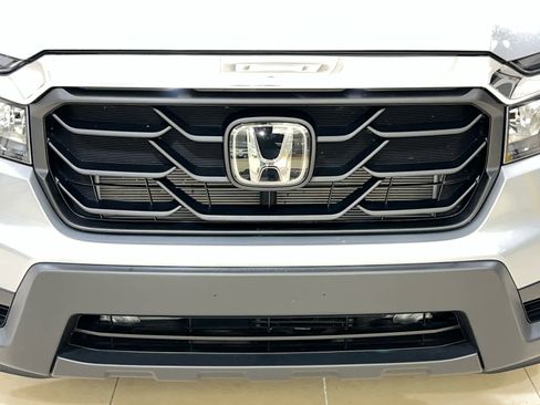 Certified 2023 Honda Ridgeline RTL image 4