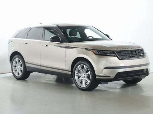 Used 2026 Land Rover Range Rover Velar S AWD/4WD image 11