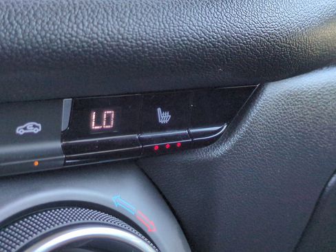 Used 2023 Chevrolet Blazer LT w/ Convenience Package image 22