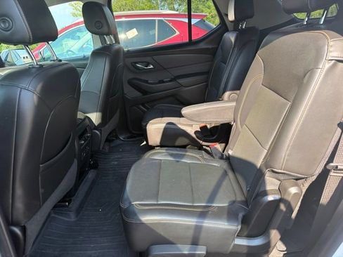Used 2021 Chevrolet Traverse Premier AWD/4WD image 7