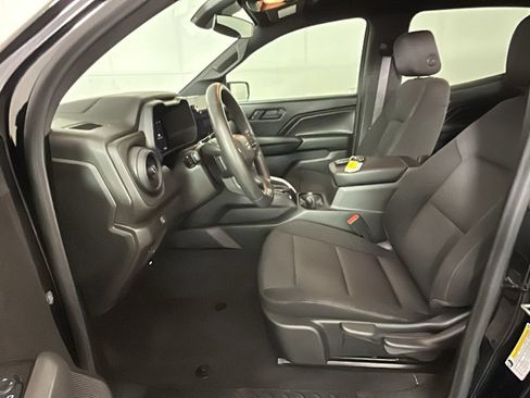 Used 2024 Chevrolet Colorado Trail Boss w/ Safety Package AWD/4WD image 13