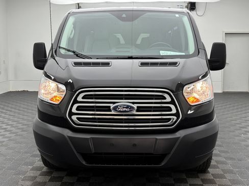 Used 2015 Ford Transit 150 130 Low Roof w/ Exterior Upgrade Package RWD image 4