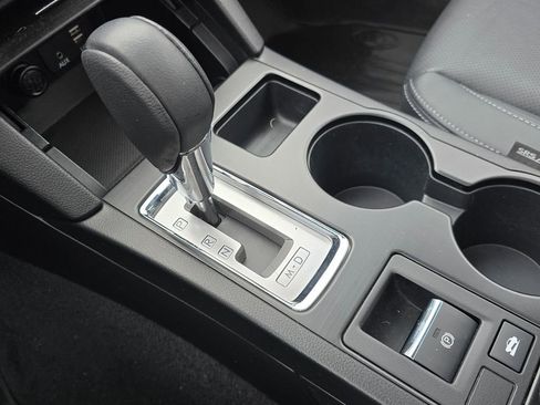 Used 2016 Subaru Legacy 2.5i Limited image 36