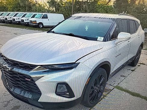 Used 2019 Chevrolet Blazer RS FWD image 2