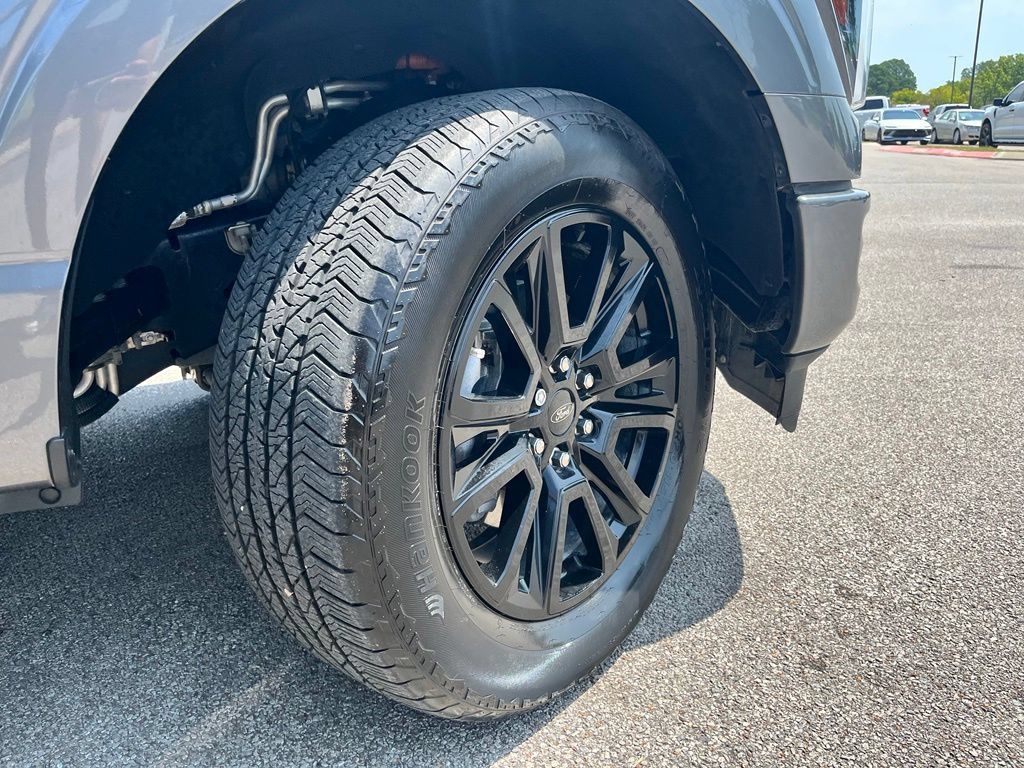 Used 2025 Ford F150 Platinum w/ FX4 Off-Road Package AWD/4WD image 6