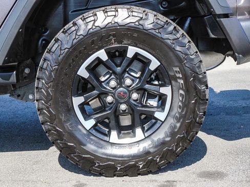 Used 2026 Jeep Wrangler Unlimited Rubicon AWD/4WD image 10