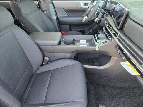 New 2026 Hyundai Santa Fe SE image 9