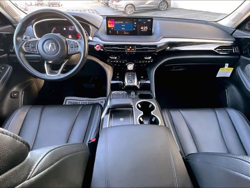 Used 2024 Acura MDX SH-AWD image 17