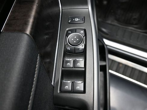 Used 2024 Ford F350 Lariat image 6