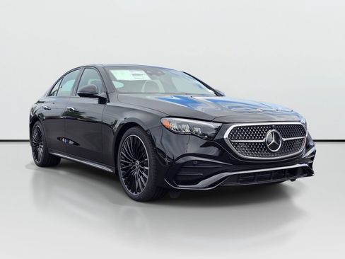 New 2026 Mercedes-Benz E 450 4MATIC Sedan image 7