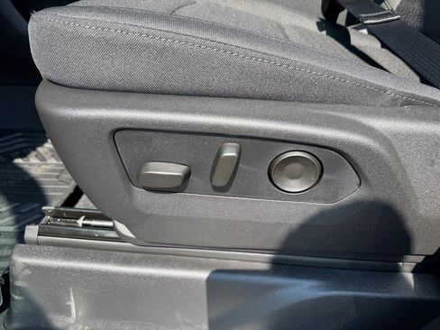 New 2026 Chevrolet Silverado 1500 LT image 10