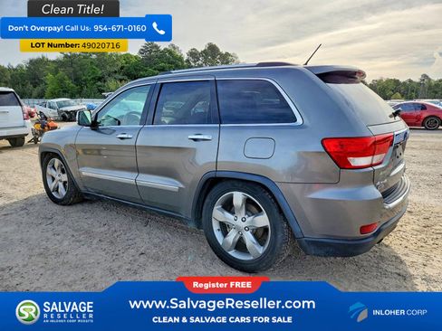 Used 2013 Jeep Grand Cherokee Overland AWD/4WD image 3