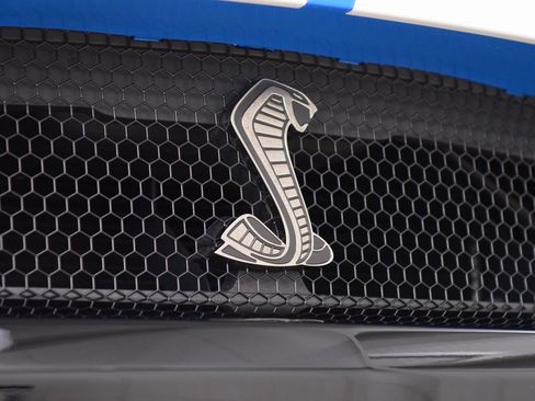 Used 2022 Ford Mustang Shelby GT500 w/ Technology Package image 16