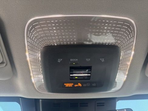 Used 2025 Toyota Prius Plug-In Hybrid w/ Limited Premium Package image 37