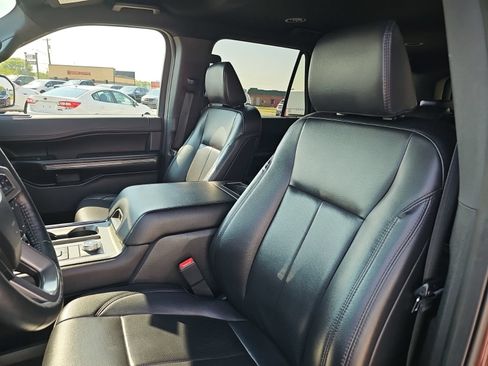 Used 2021 Ford Expedition XLT AWD/4WD image 10
