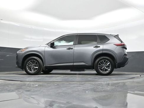 Used 2023 Nissan Rogue S image 40