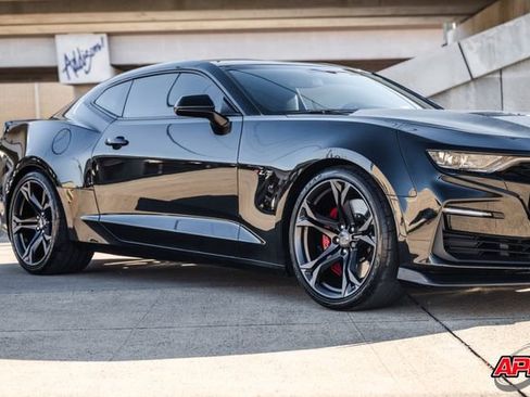 Used 2020 Chevrolet Camaro SS image 64