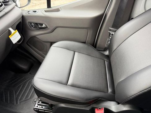 New 2026 Ford Transit 250 Low Roof image 15