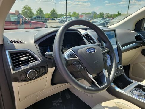 Certified 2024 Ford Edge Titanium w/ Equipment Group 301A AWD/4WD image 22