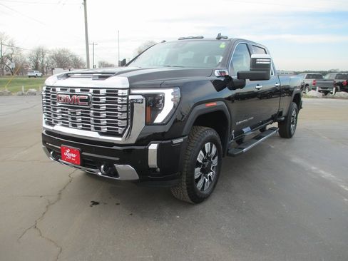 Certified 2025 GMC Sierra 2500 Denali w/ Denali Reserve Package image 11