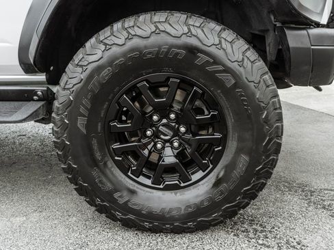Used 2022 Ford Bronco Raptor image 39