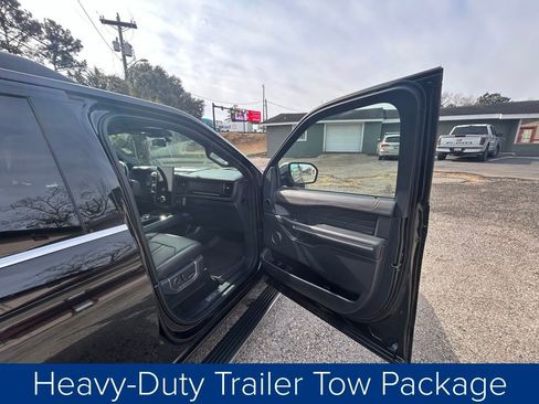 Used 2024 Ford Expedition Max Platinum image 27
