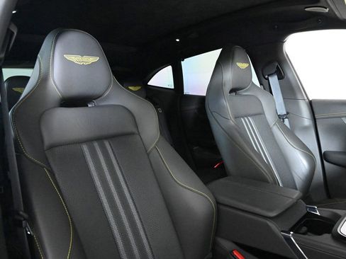 Used 2025 Aston Martin DBX 707 image 16