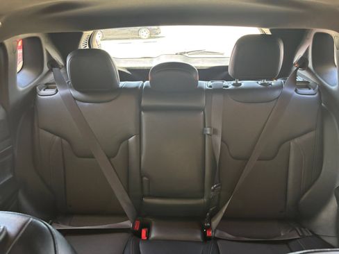 Used 2025 Jeep Compass Trailhawk AWD/4WD image 38