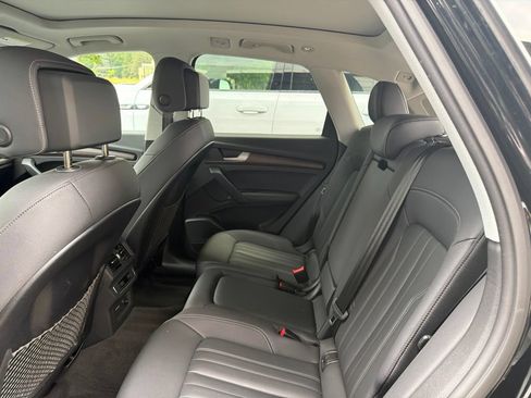Used 2023 Audi Q5 2.0T Premium Plus w/ Premium Plus Package AWD/4WD image 12