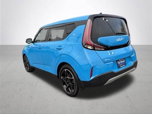 Used 2024 Kia Soul EX image 8