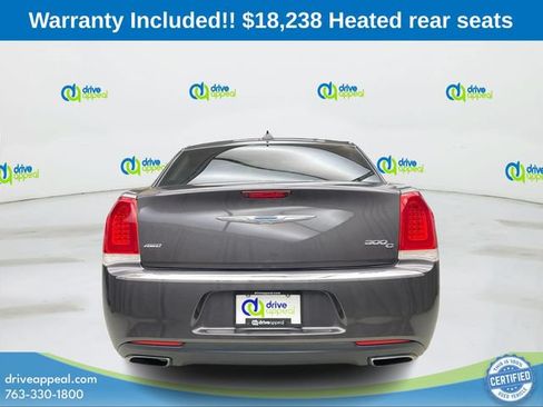 Used 2017 Chrysler 300 C AWD/4WD image 7