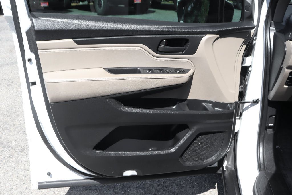 Used 2021 Honda Odyssey EX image 16
